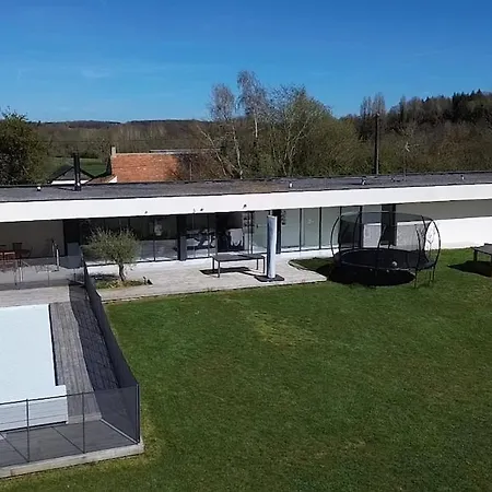 L'élégant - 8pers - Piscine - Parking Sécurisé Trangé