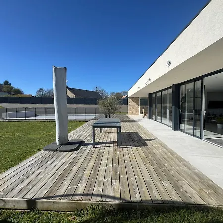 빌라 L'elegant - 8pers - Piscine - Parking Securise Trangé